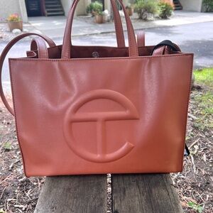 Telfar tote bag. Med.